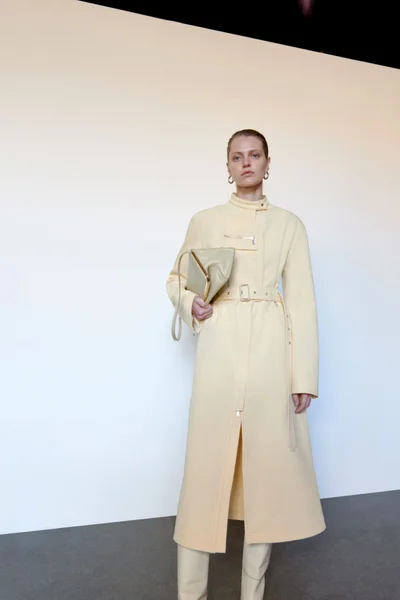 Look 20